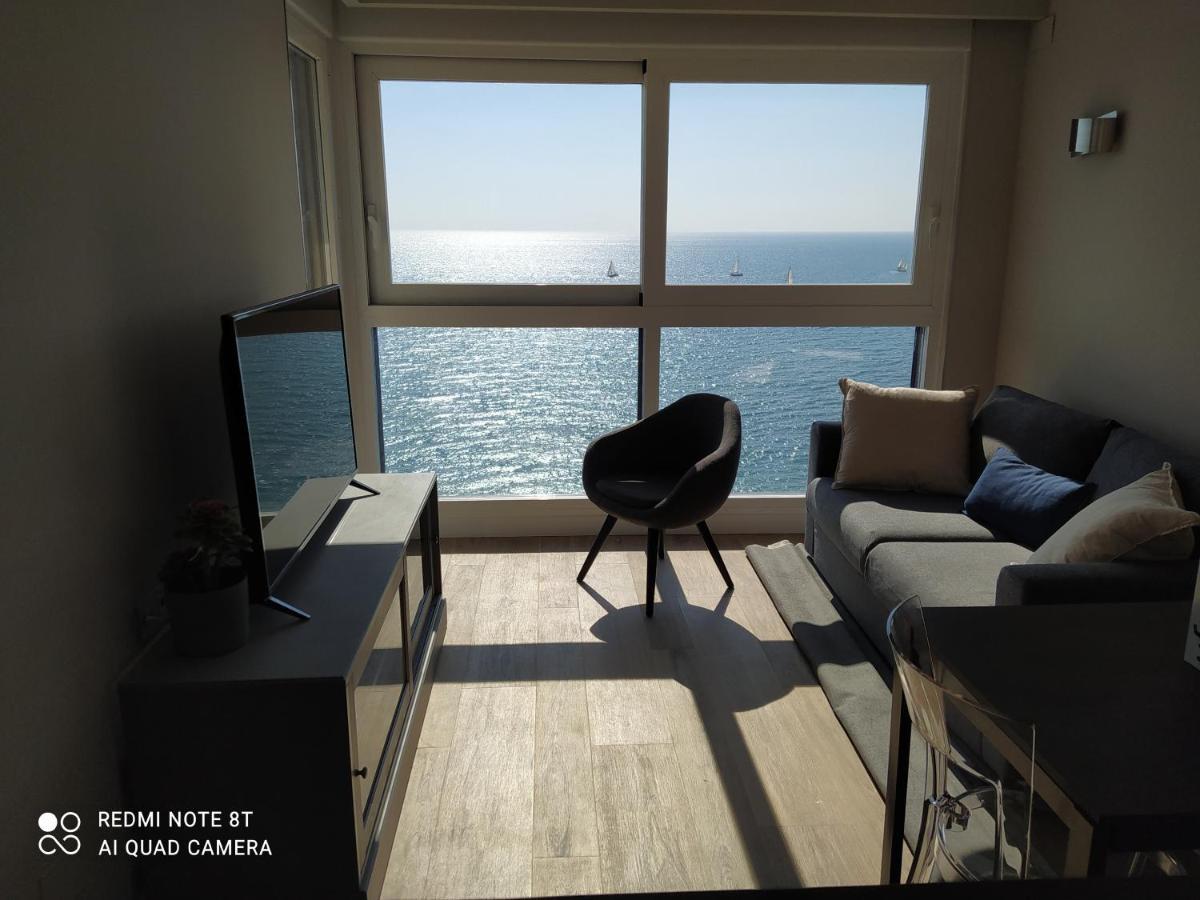 Espectaculares Vistas Al Mar Playa Malagueta Apartment Малага Екстериор снимка