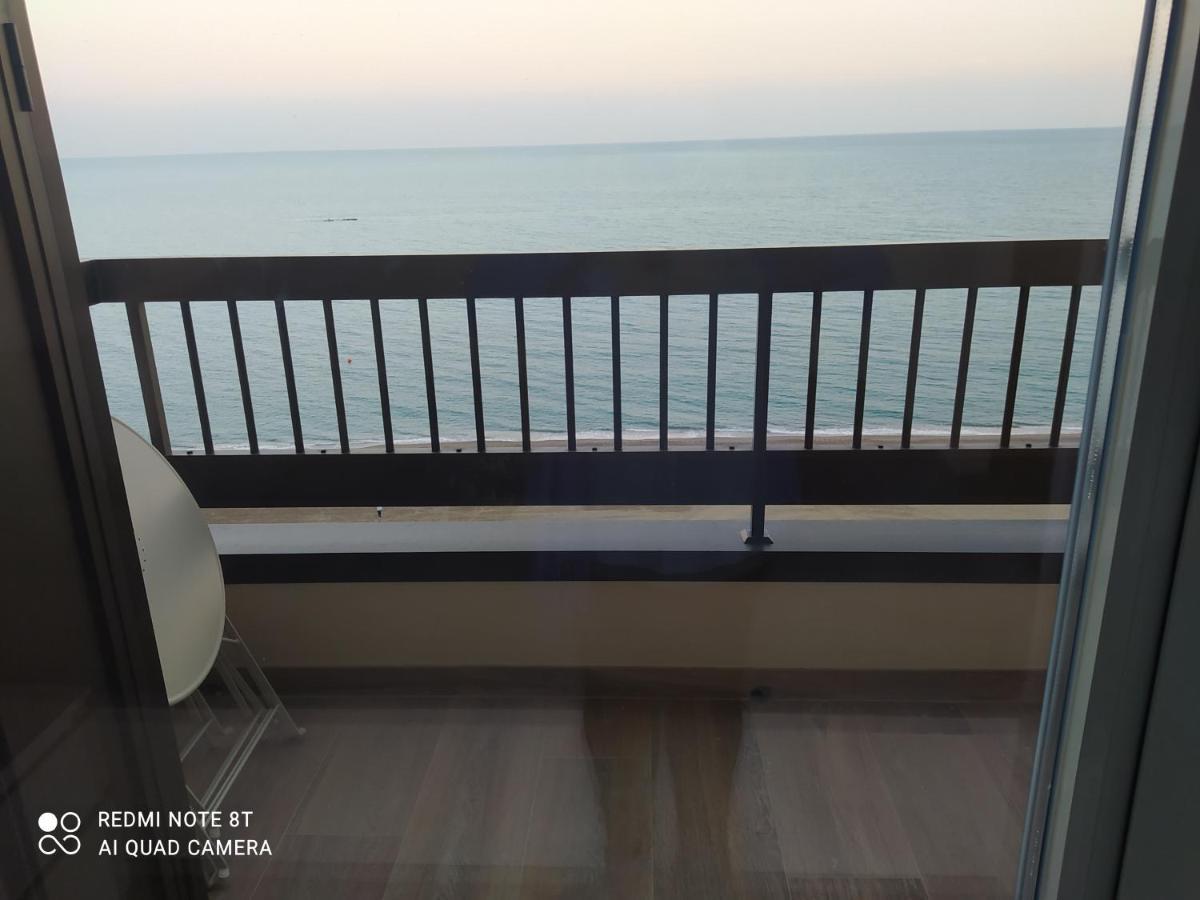 Espectaculares Vistas Al Mar Playa Malagueta Apartment Малага Екстериор снимка